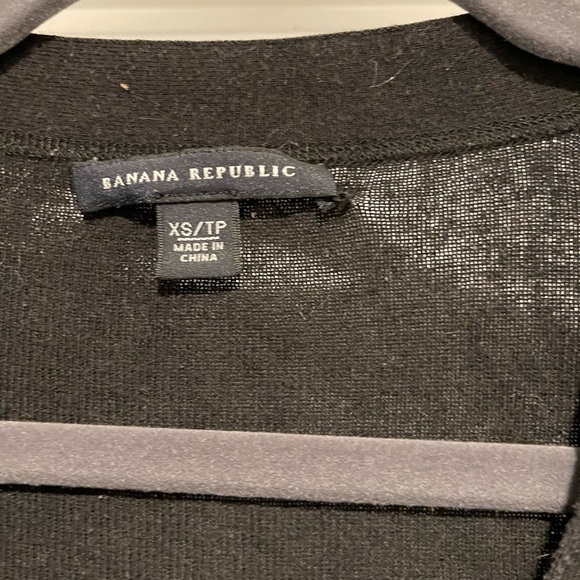 Banana Republic Cardigan - Picture 2 of 5